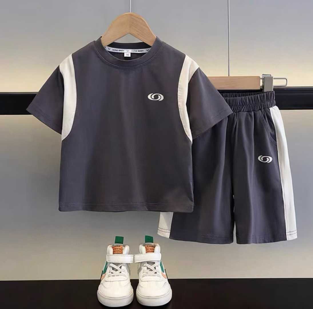 Boys' fashion set, short-sleeve top and shorts--O